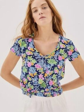 Lilly Pulitzer Disney Mickey Minnie Etta V Neck Top Size M